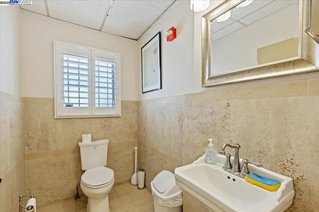 212 9th Street Oakland CA 94607