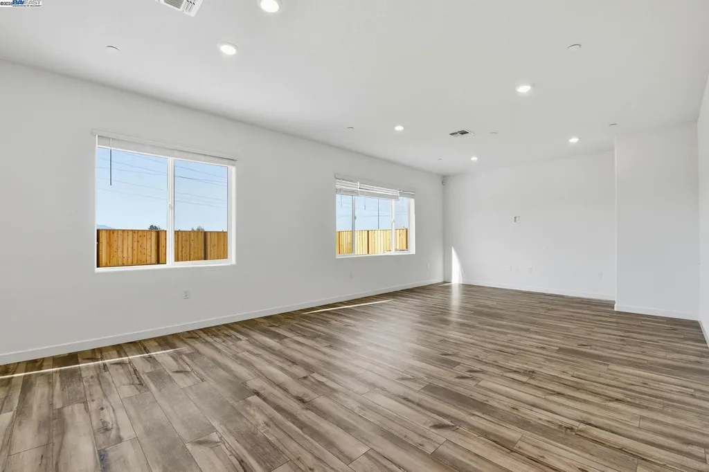 1008 Bluebell Circle Discovery Bay CA 94505