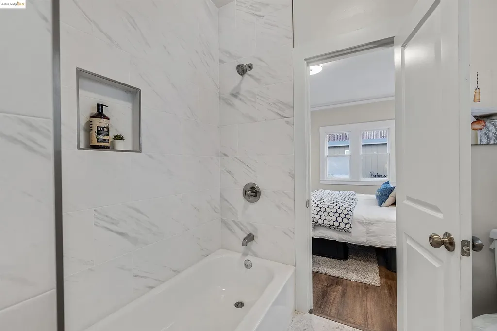 1641 20th Street Oakland CA 94606