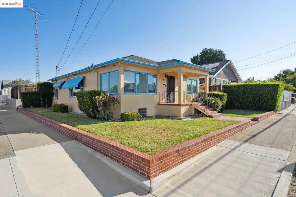 722 W 11th Street Antioch CA 94509