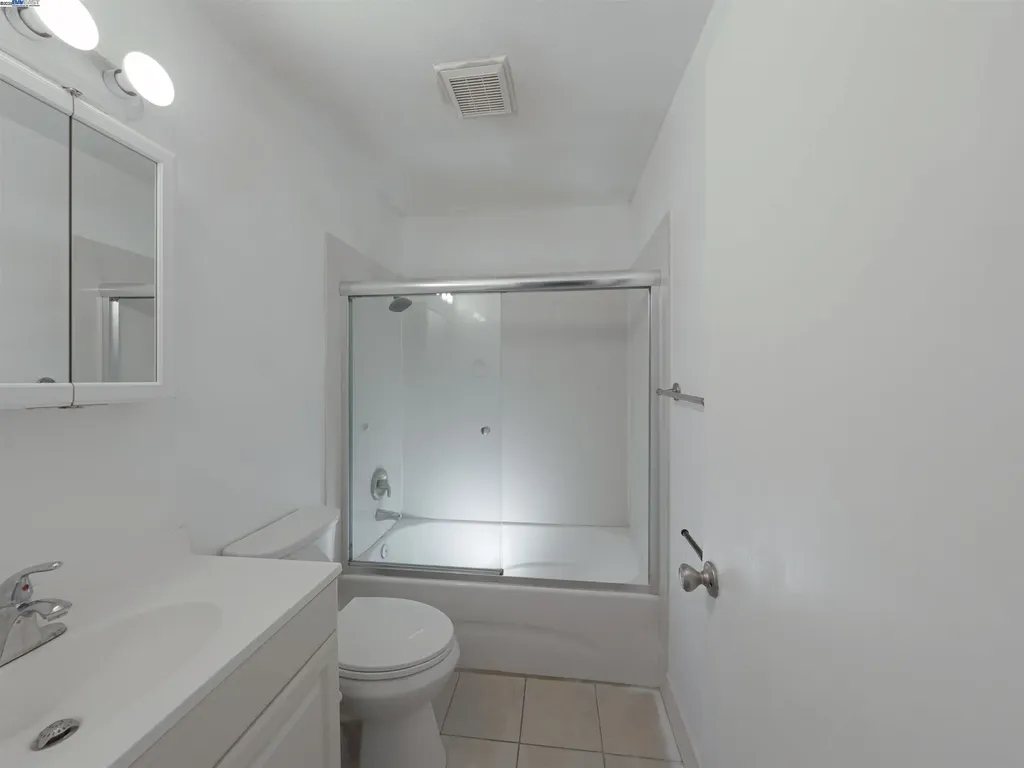 32625 Brenda Way Union City CA 94587