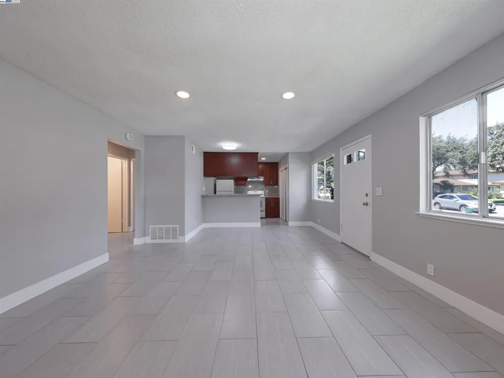 32625 Brenda Way Union City CA 94587