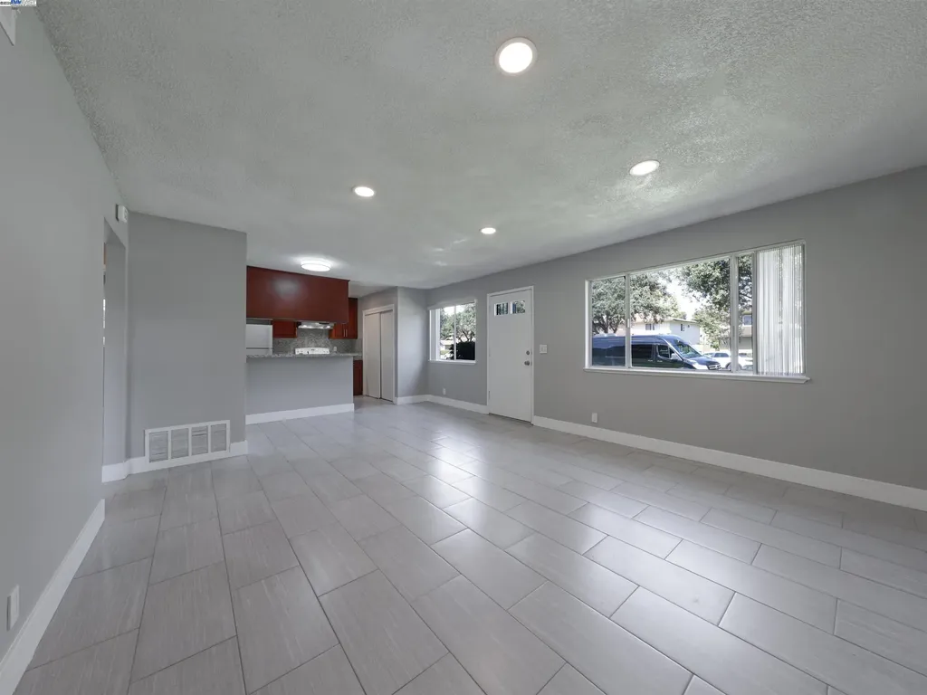 32625 Brenda Way Union City CA 94587