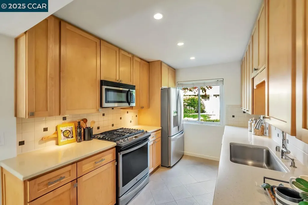 47 Miramonte Drive Moraga CA 94556
