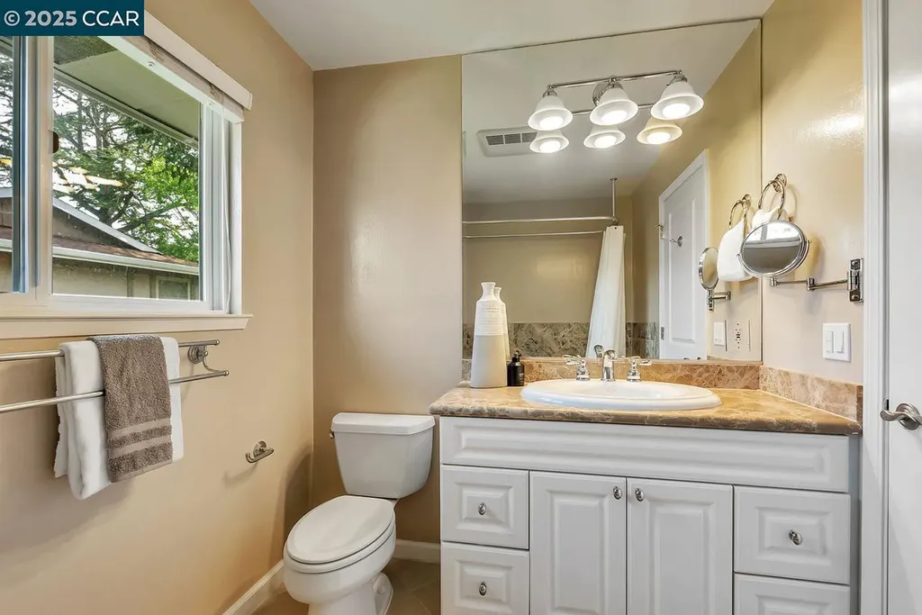 47 Miramonte Drive Moraga CA 94556