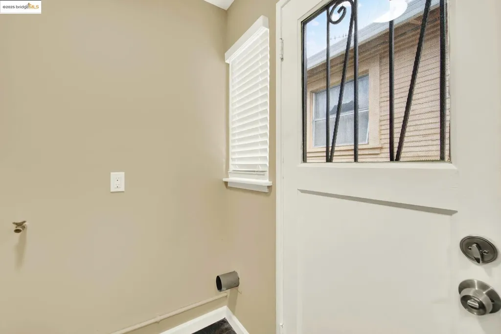 2125 102nd Avenue Oakland CA 94603