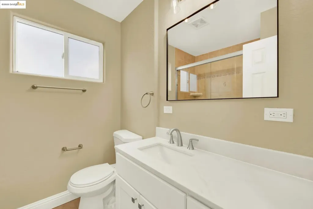 2125 102nd Avenue Oakland CA 94603