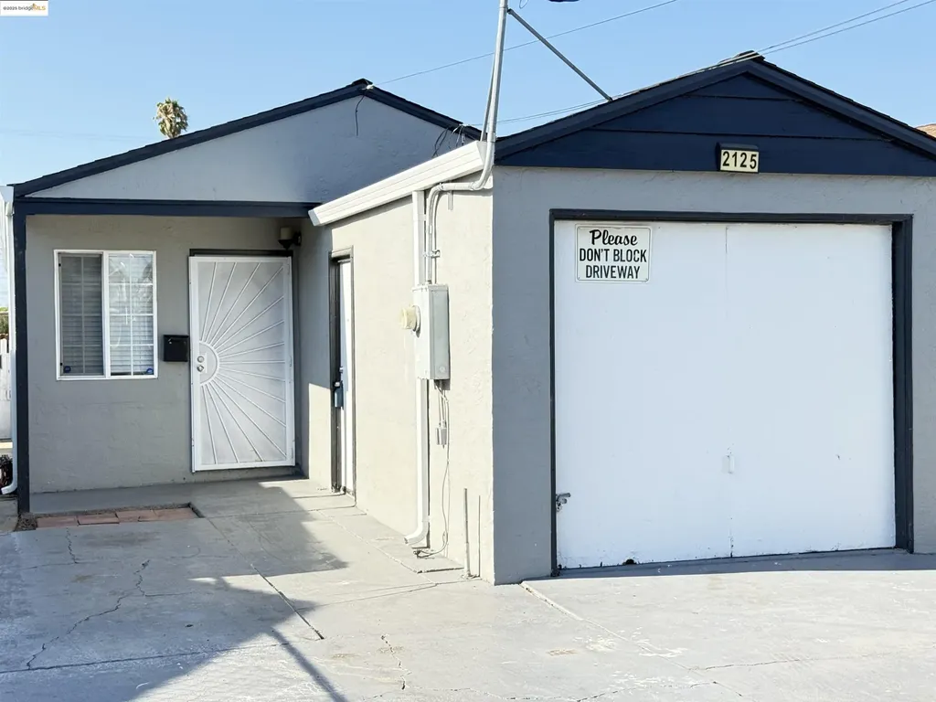 2125 102nd Avenue Oakland CA 94603