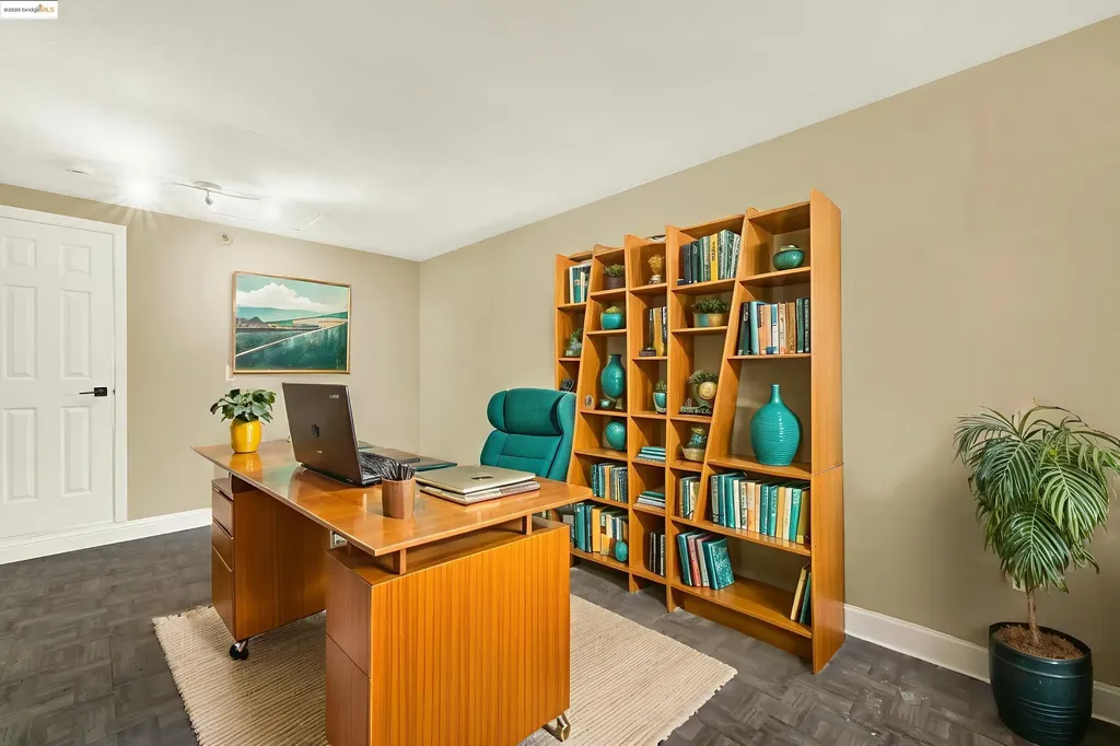 2125 102nd Avenue Oakland CA 94603