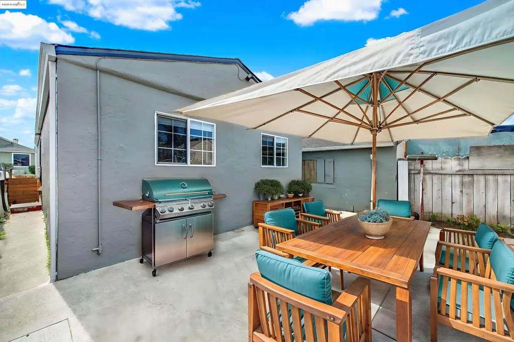 2125 102nd Avenue Oakland CA 94603