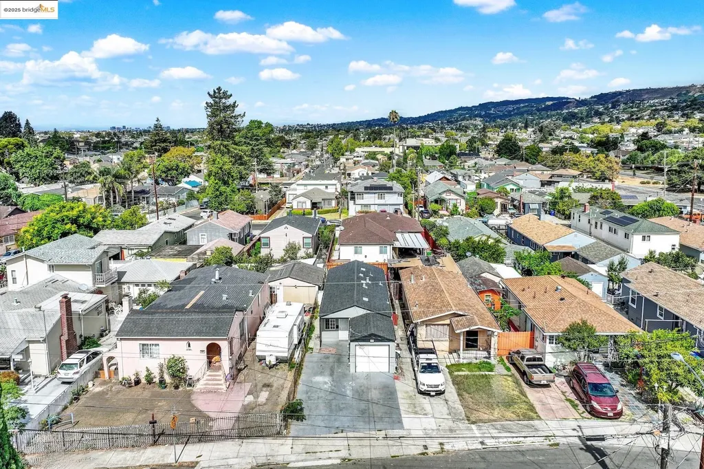 2125 102nd Avenue Oakland CA 94603