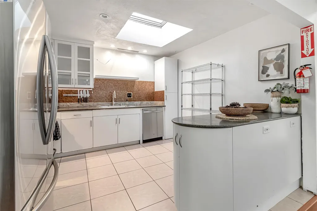 1416 12th Street Oakland CA 94607