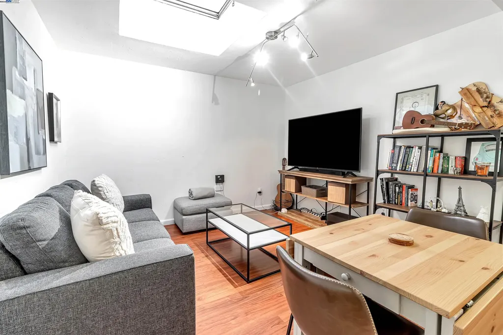 1416 12th Street Oakland CA 94607