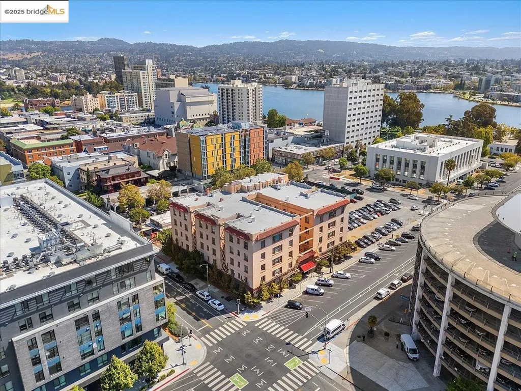 184 13th Street Oakland CA 94612