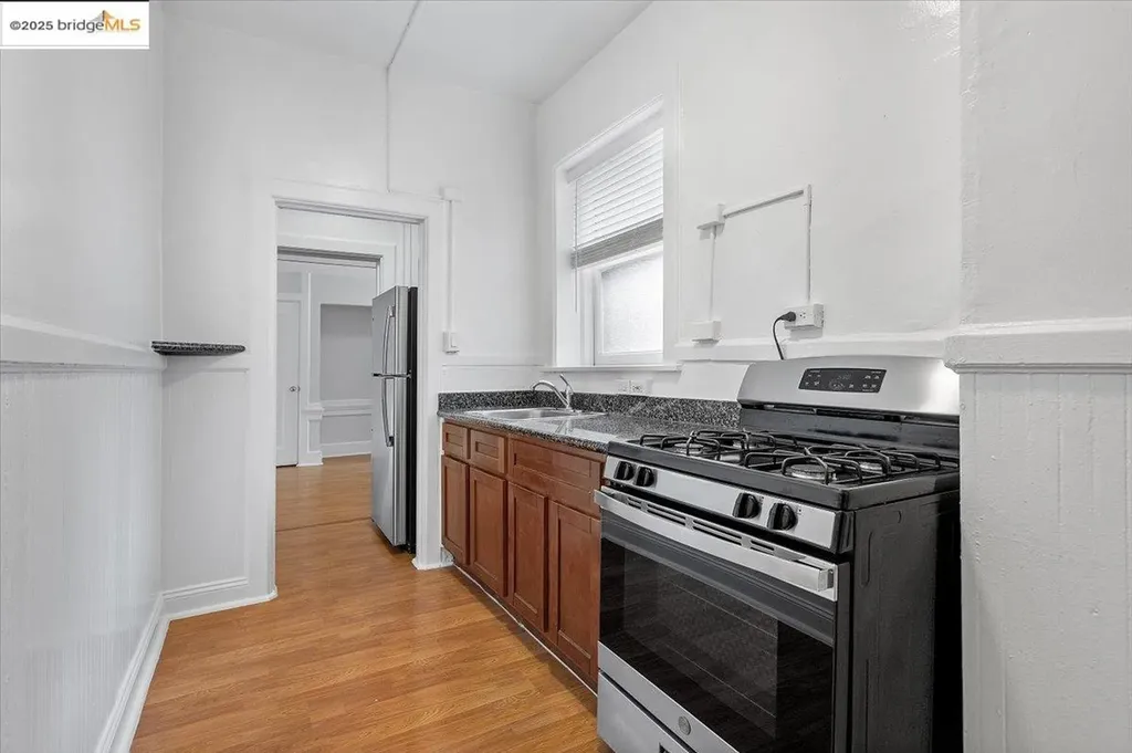 184 13th Street Oakland CA 94612