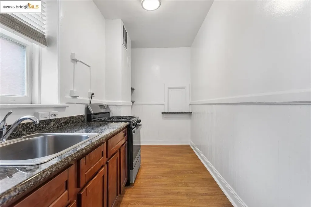 184 13th Street Oakland CA 94612