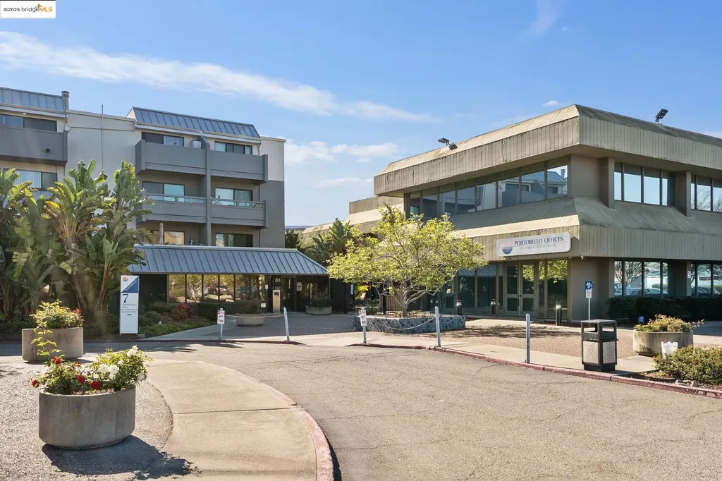 1 Embarcadero Oakland CA 94607