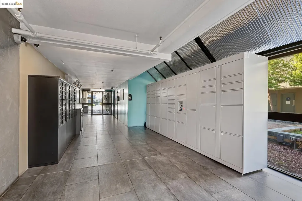 1 Embarcadero Oakland CA 94607