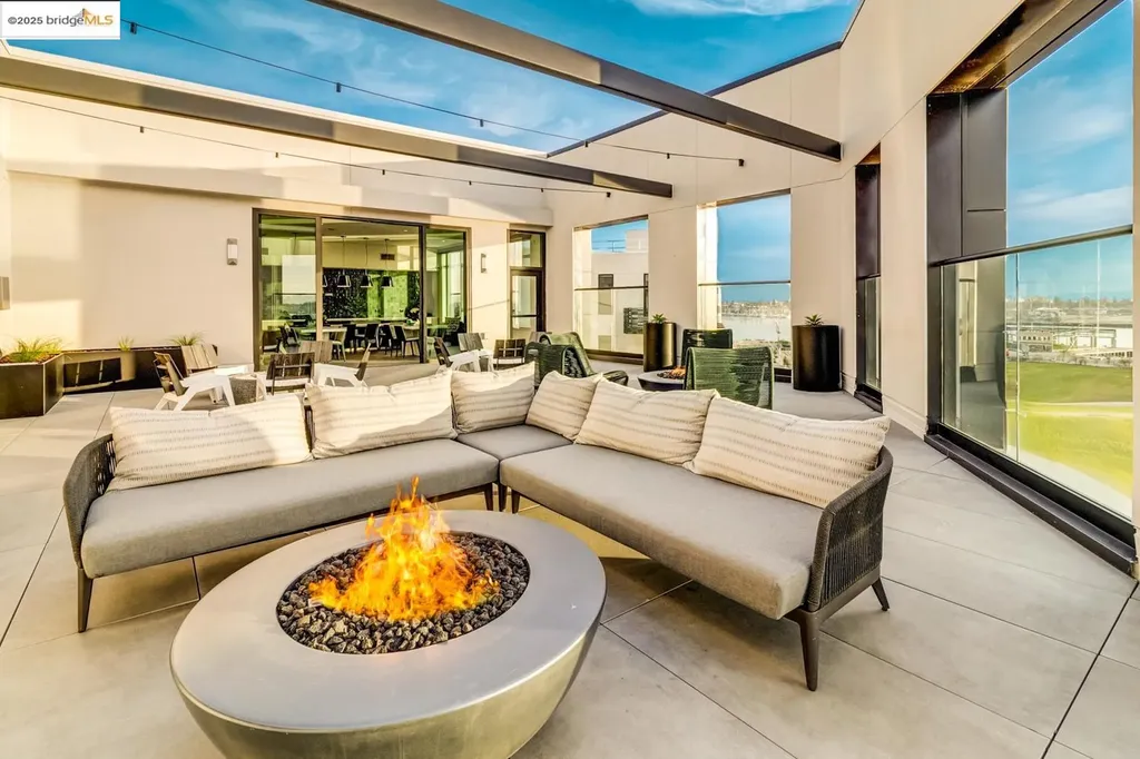 260 Brooklyn Basin Way Oakland CA 94606
