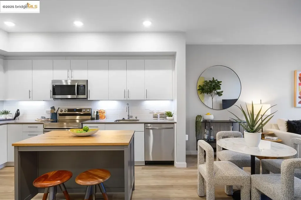 260 Brooklyn Basin Way Oakland CA 94606