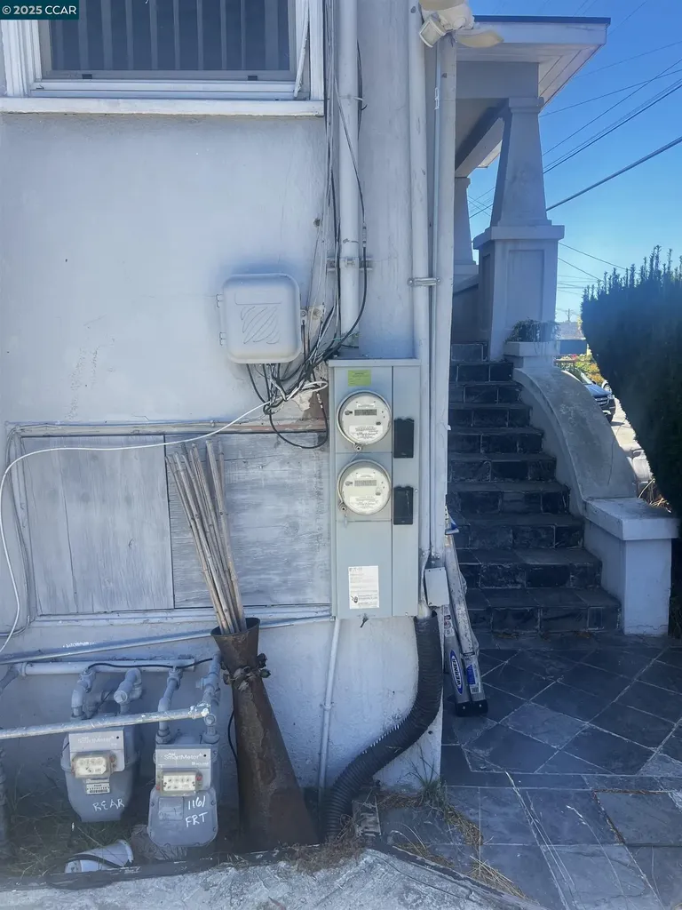 1161 64th Street Oakland CA 94608