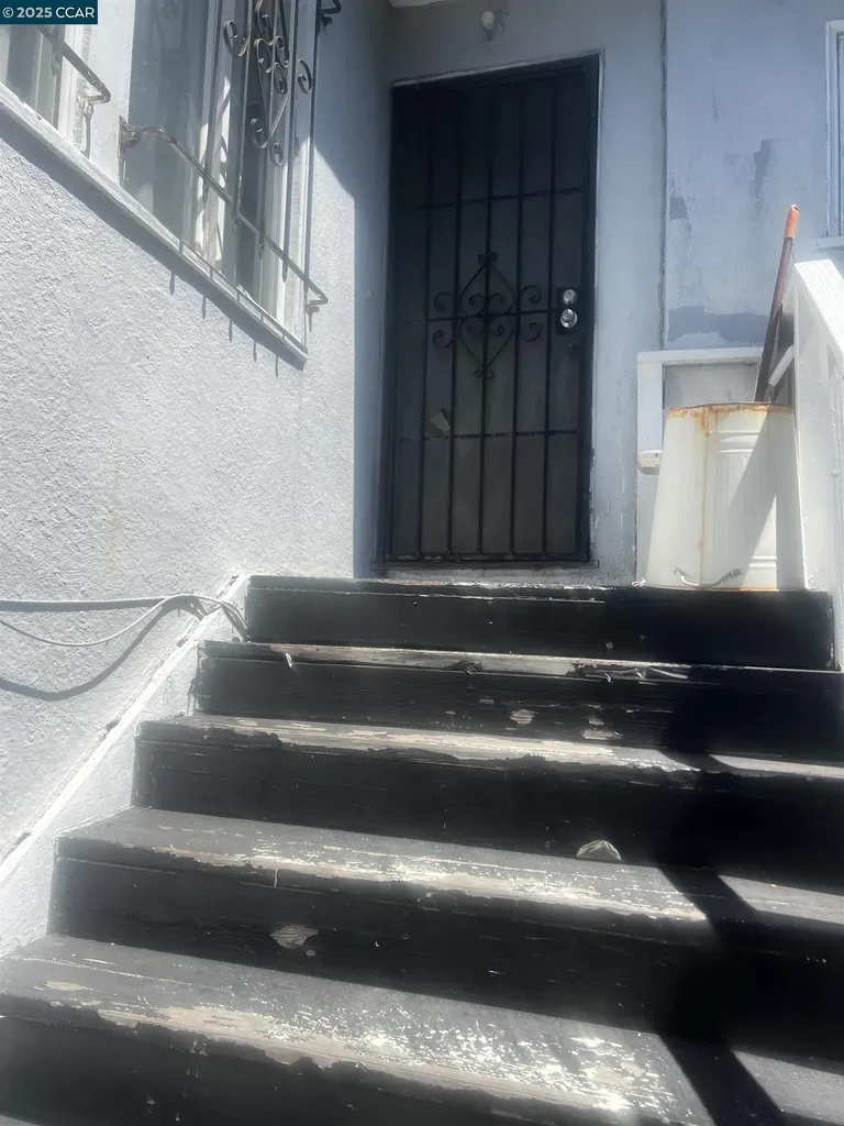 1161 64th Street Oakland CA 94608