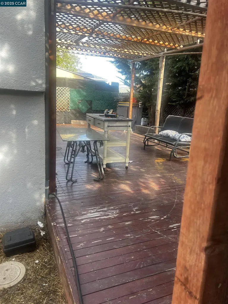 1161 64th Street Oakland CA 94608