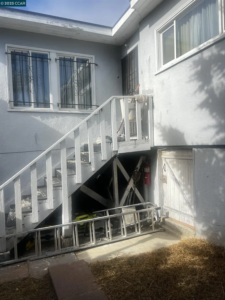 1161 64th Street Oakland CA 94608