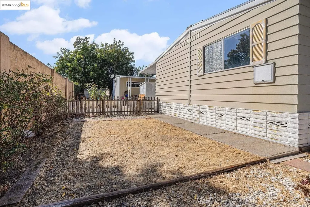 1597 Alamo Drive Vacaville CA 95687
