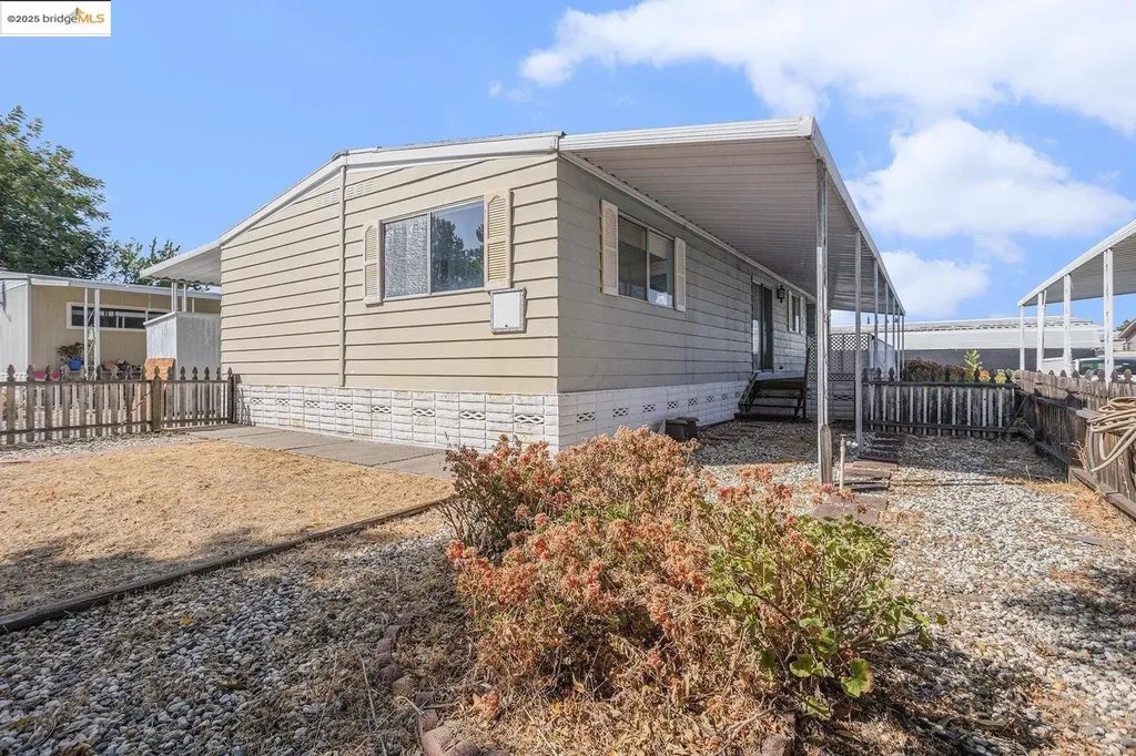 1597 Alamo Drive Vacaville CA 95687