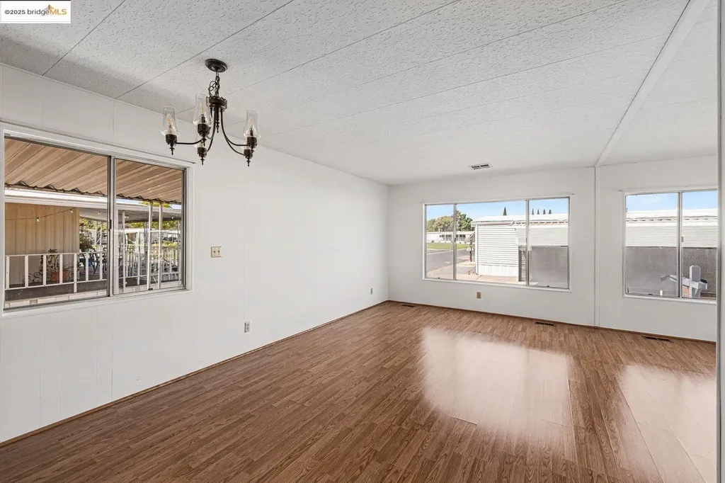 1597 Alamo Drive Vacaville CA 95687