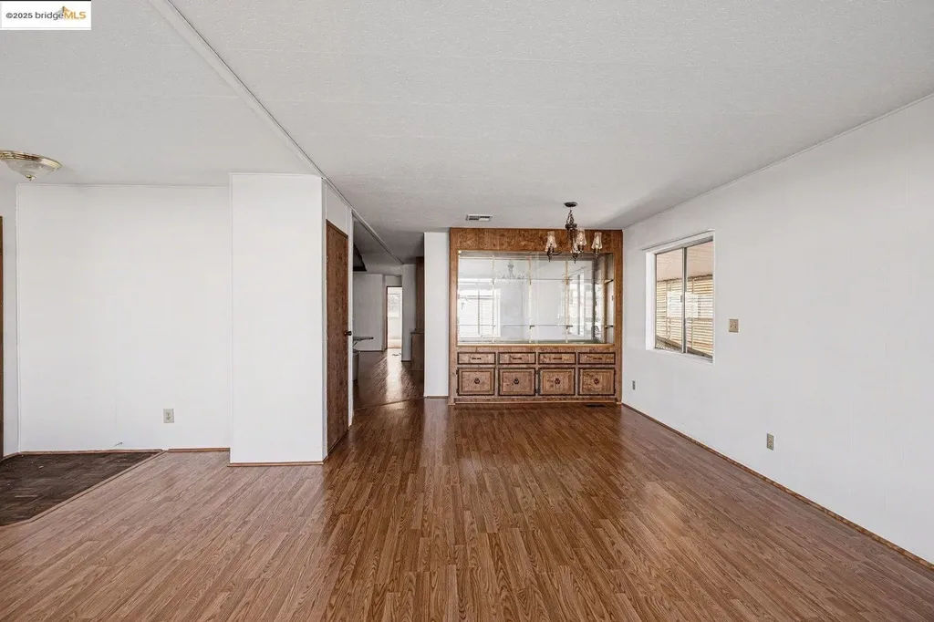 1597 Alamo Drive Vacaville CA 95687