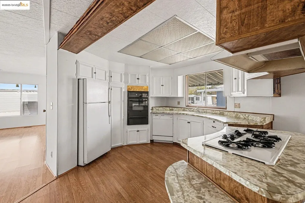 1597 Alamo Drive Vacaville CA 95687