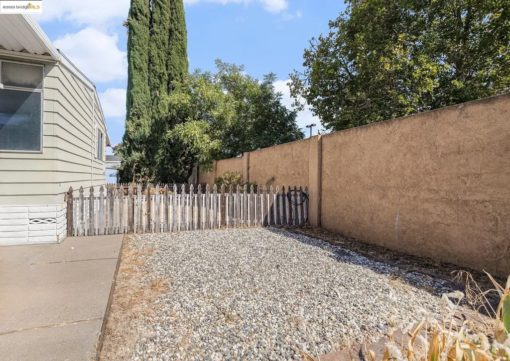 1597 Alamo Drive Vacaville CA 95687