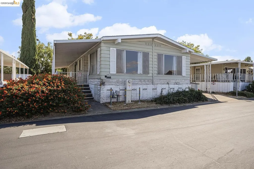 1597 Alamo Drive Vacaville CA 95687