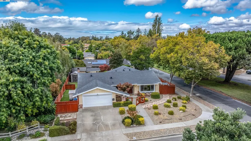 5303 Stirling Court Newark CA 94560