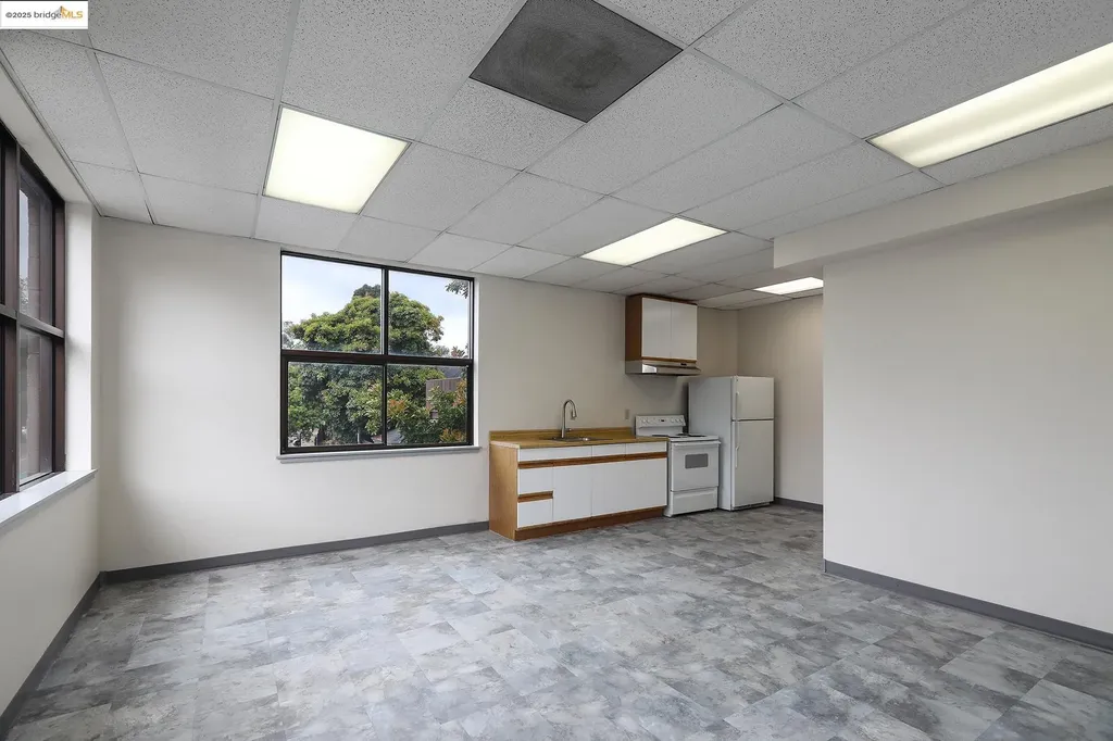 520 520 27th Street Oakland CA 94612