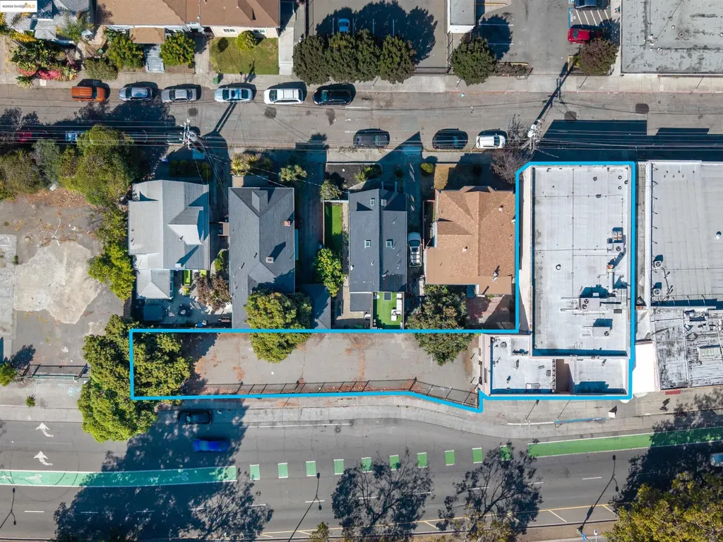 520 520 27th Street Oakland CA 94612