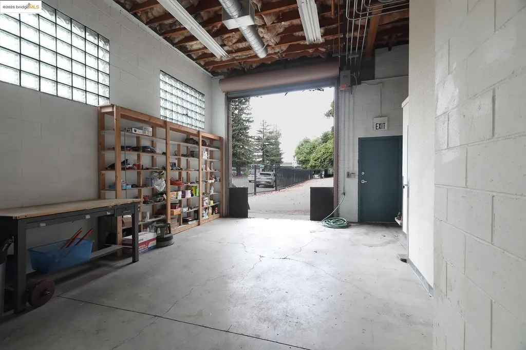 520 520 27th Street Oakland CA 94612