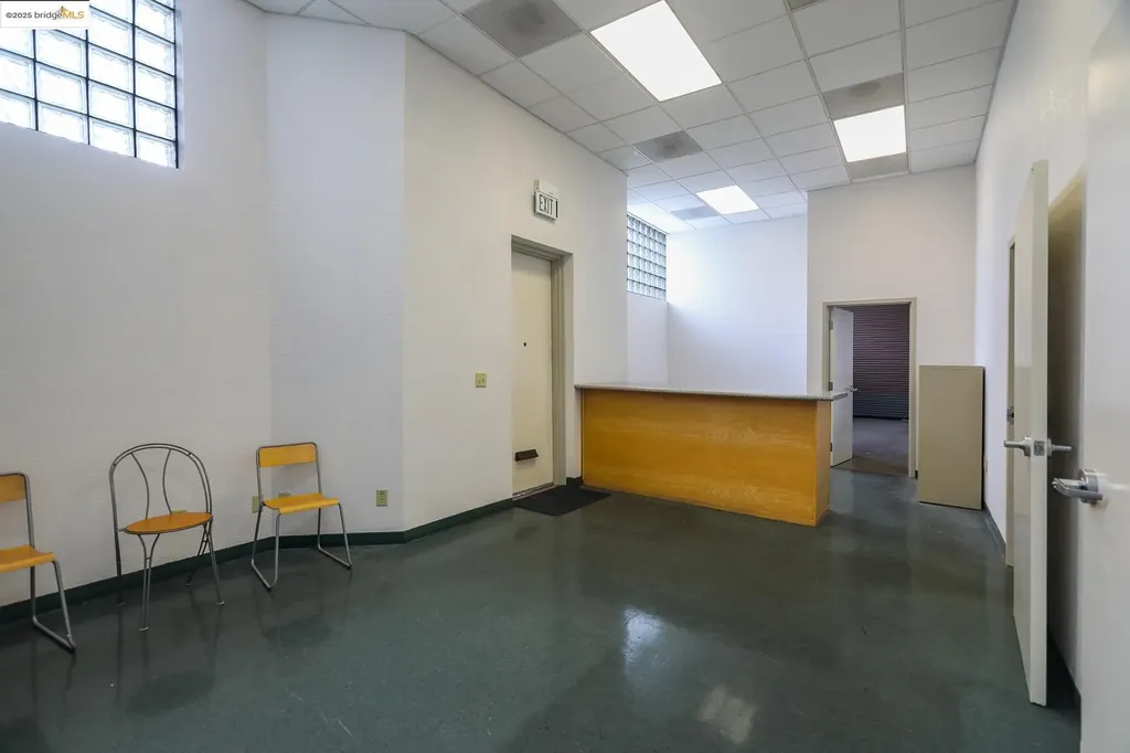 520 520 27th Street Oakland CA 94612