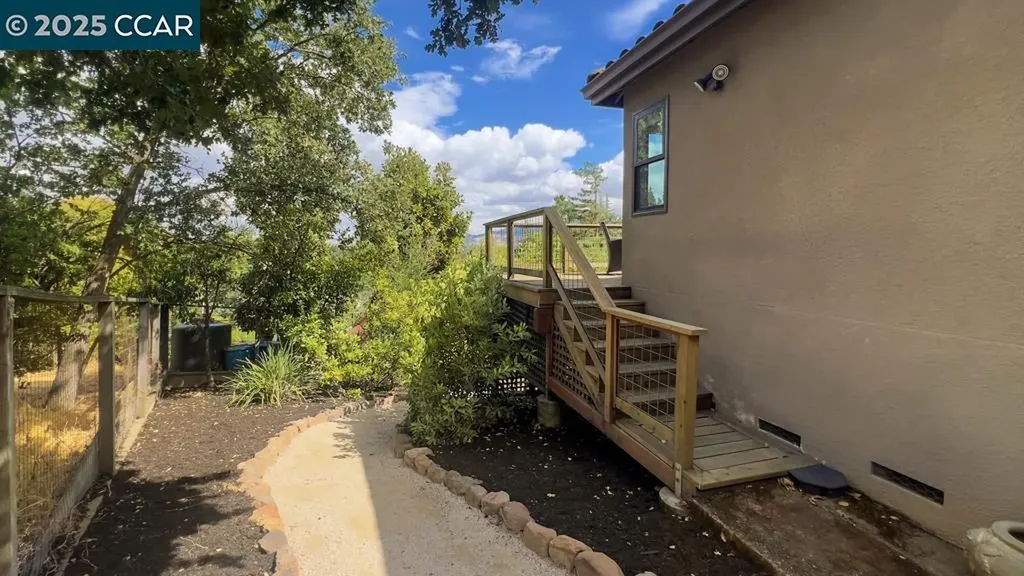 800 Hamilton Drive Pleasant Hill CA 94523