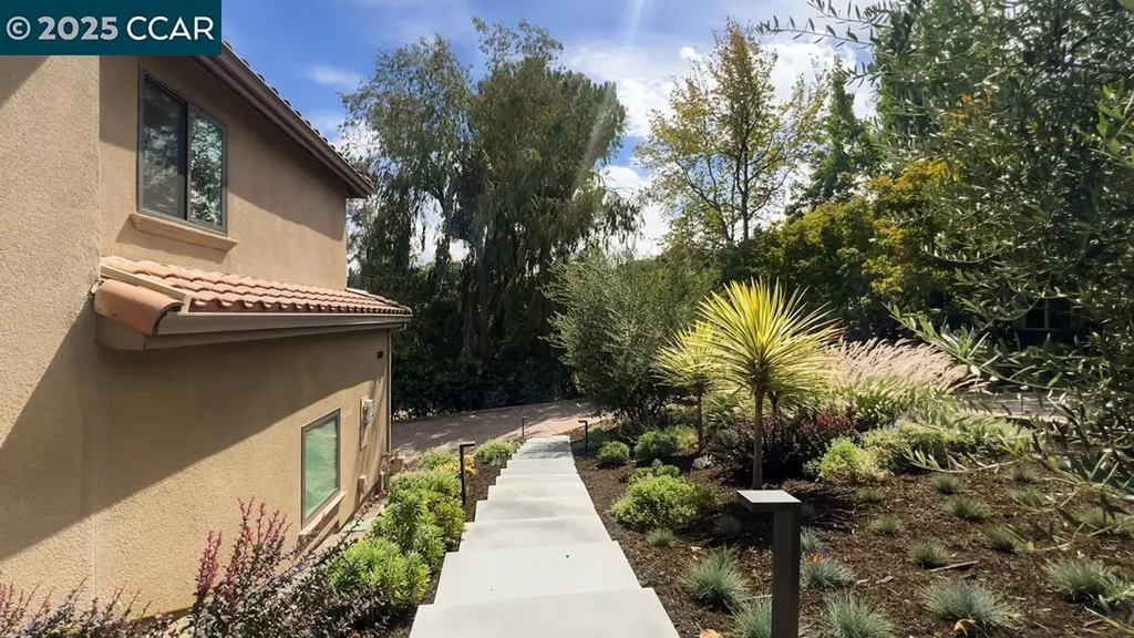 800 Hamilton Drive Pleasant Hill CA 94523