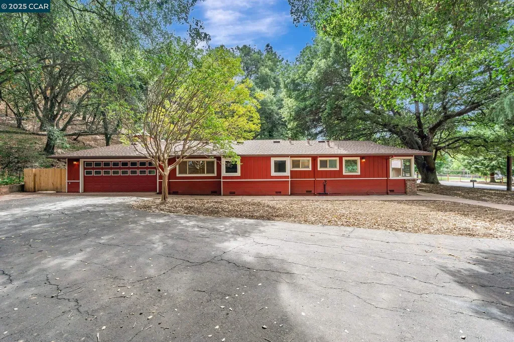 9 Wanda Way Martinez CA 94553