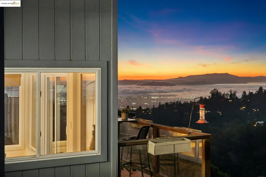 58 Villanova Drive Oakland CA 94611