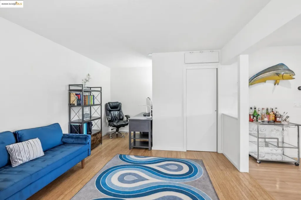 58 Villanova Drive Oakland CA 94611