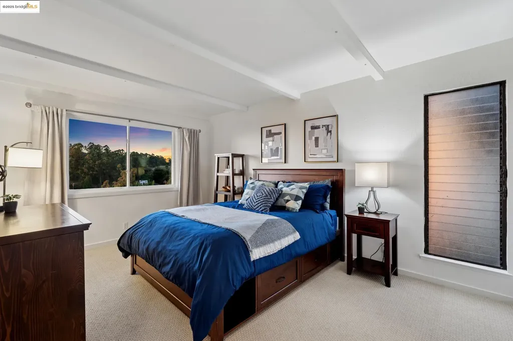 58 Villanova Drive Oakland CA 94611