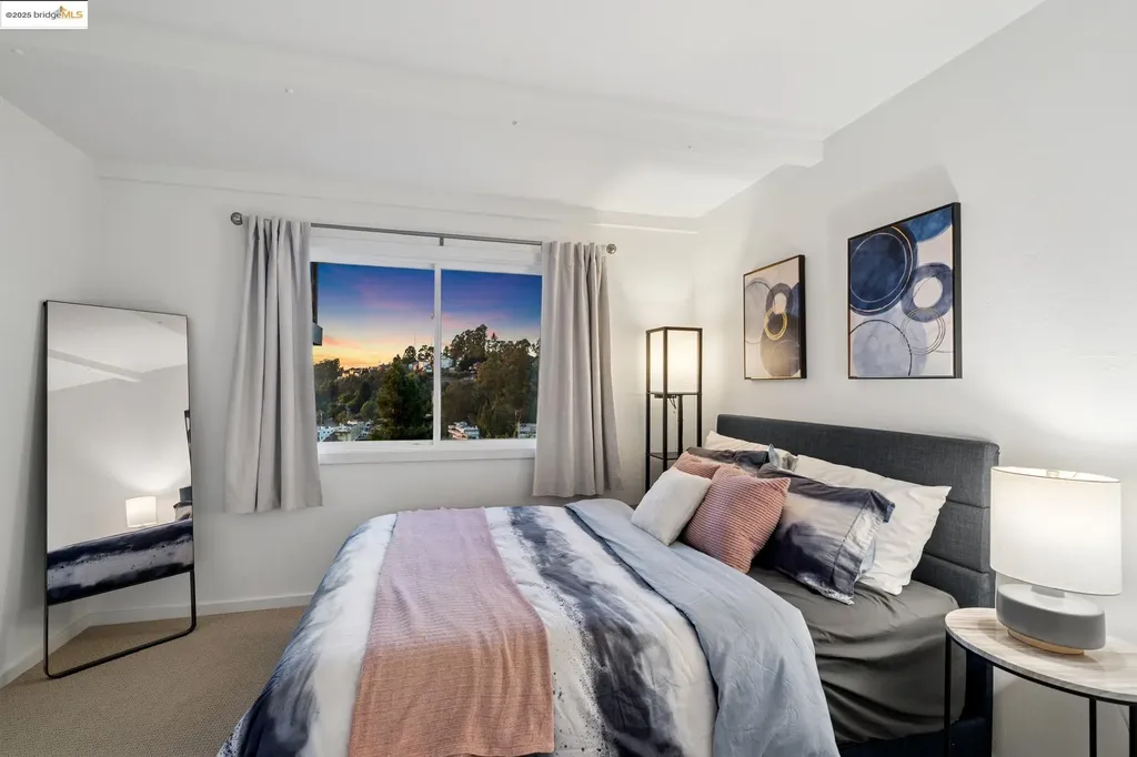 58 Villanova Drive Oakland CA 94611