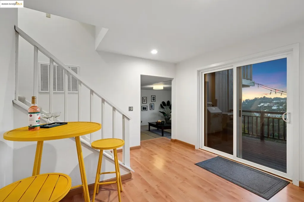 58 Villanova Drive Oakland CA 94611