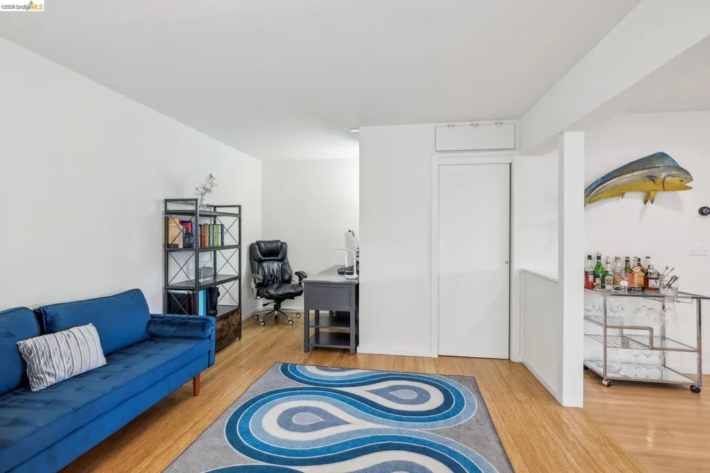 58 Villanova Drive Oakland CA 94611