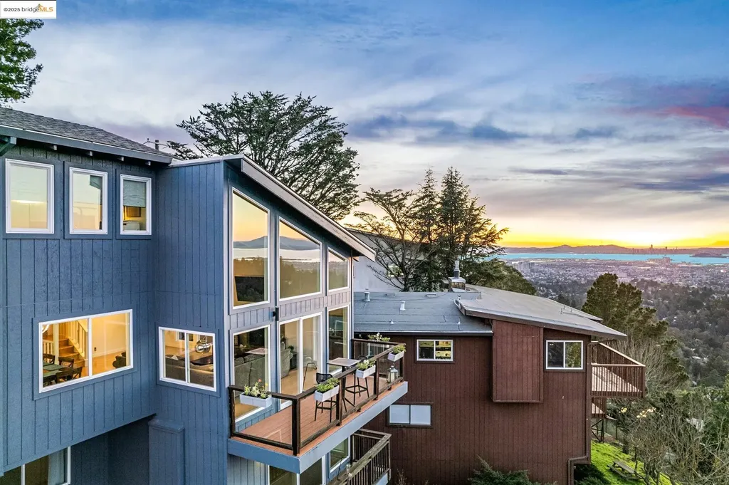 58 Villanova Drive Oakland CA 94611